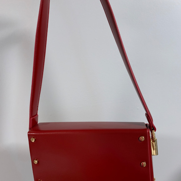 Red Rectangular Purse - Picture 2 of 3